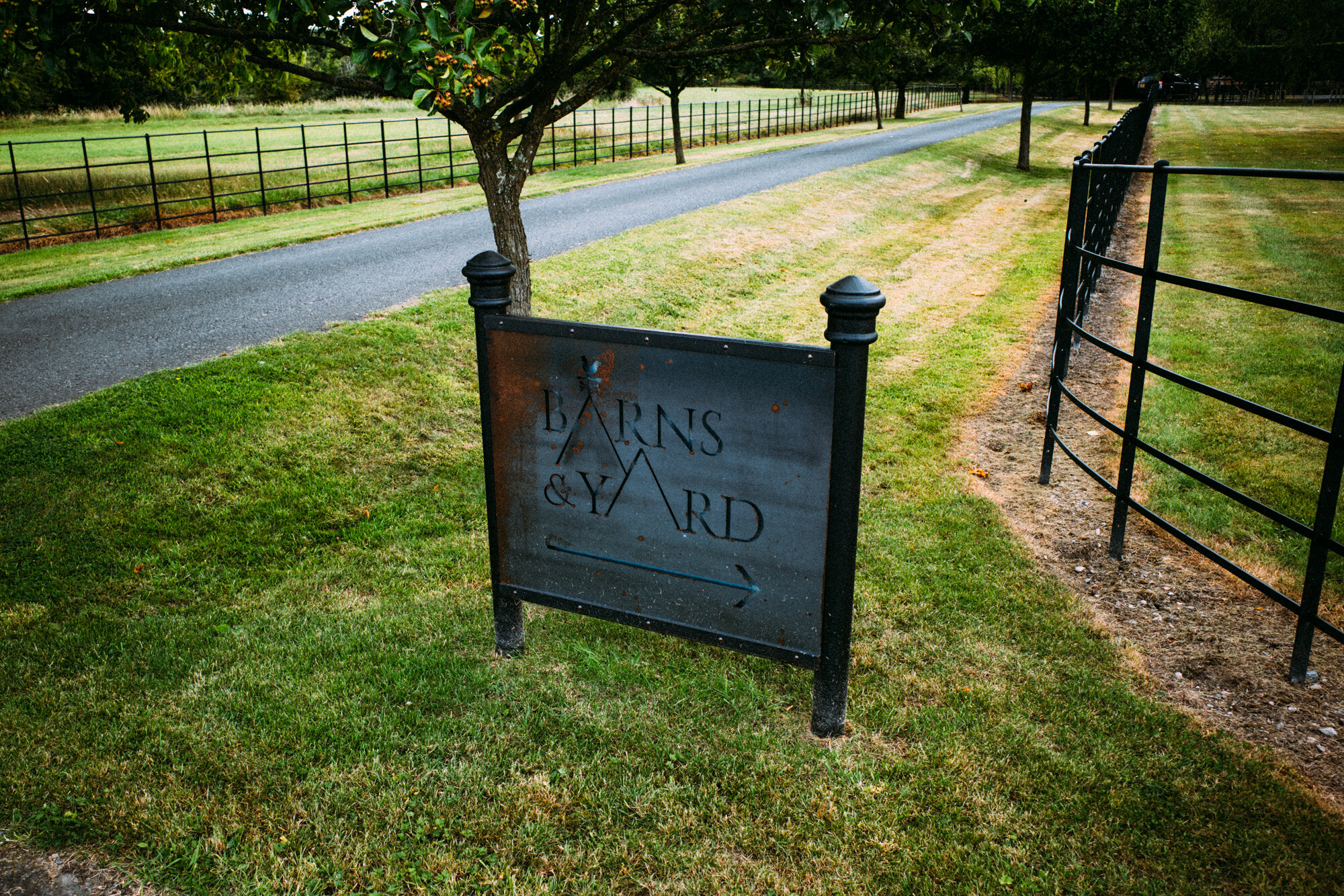 The Barns &amp; Yard sign
