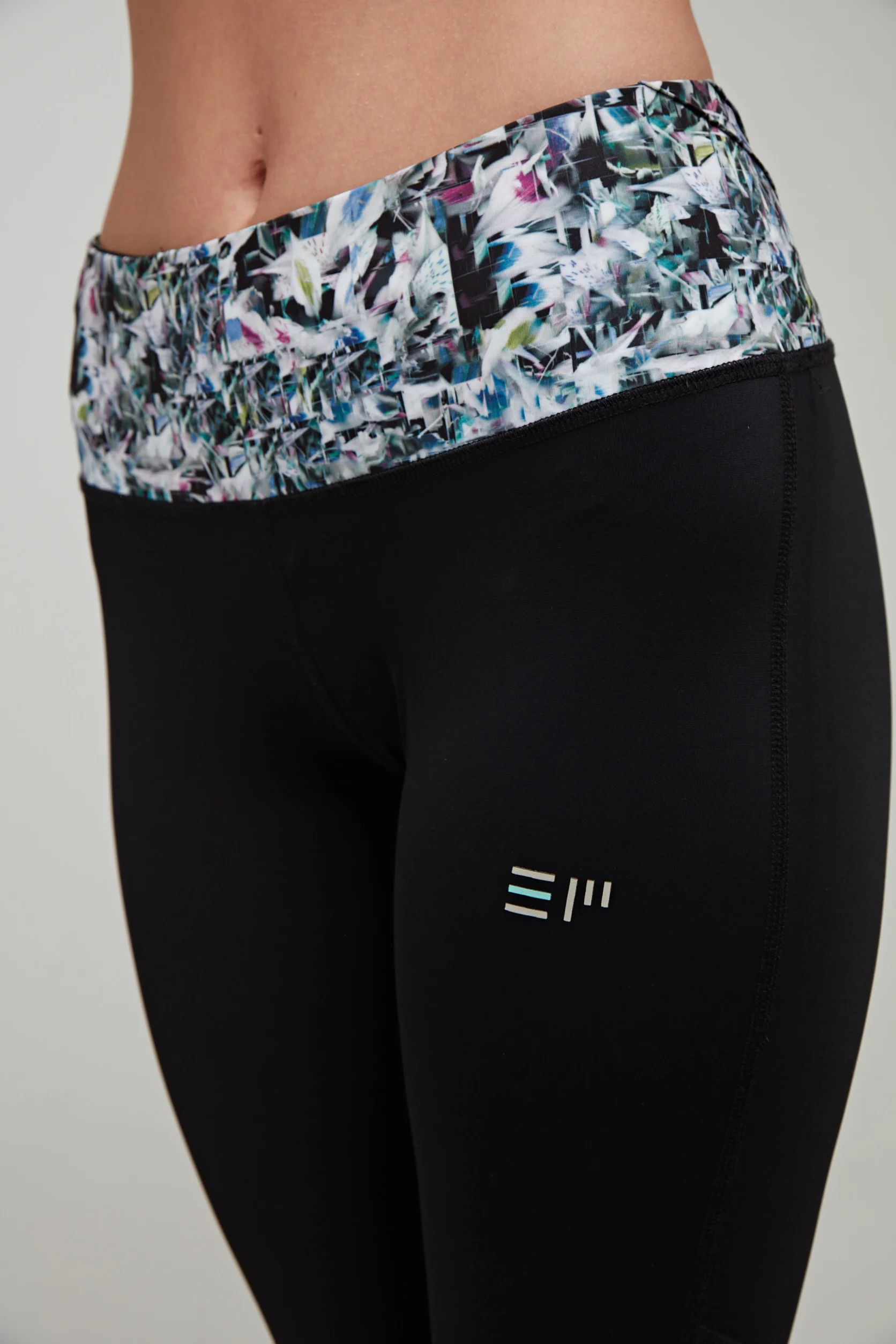 Black Prism Leggings — Sports Philosophy
