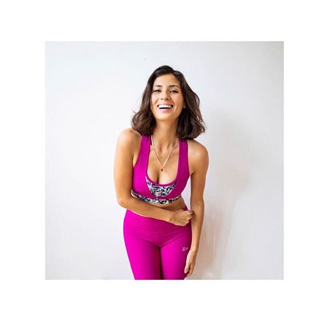 Last minute Christmas scramble? Get ethical with activewear inspired by @jasminehemsley &lsquo;s Christmas favourites on @ecoage! Last shipping to get it in time for Christmas is this Wednesday 🎄 #lookgooddogood #ethicalfashion .
.
.
.
#activelycons