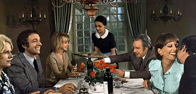 Luis Bunuel - The Discreet Charm of the Bourgeoisie