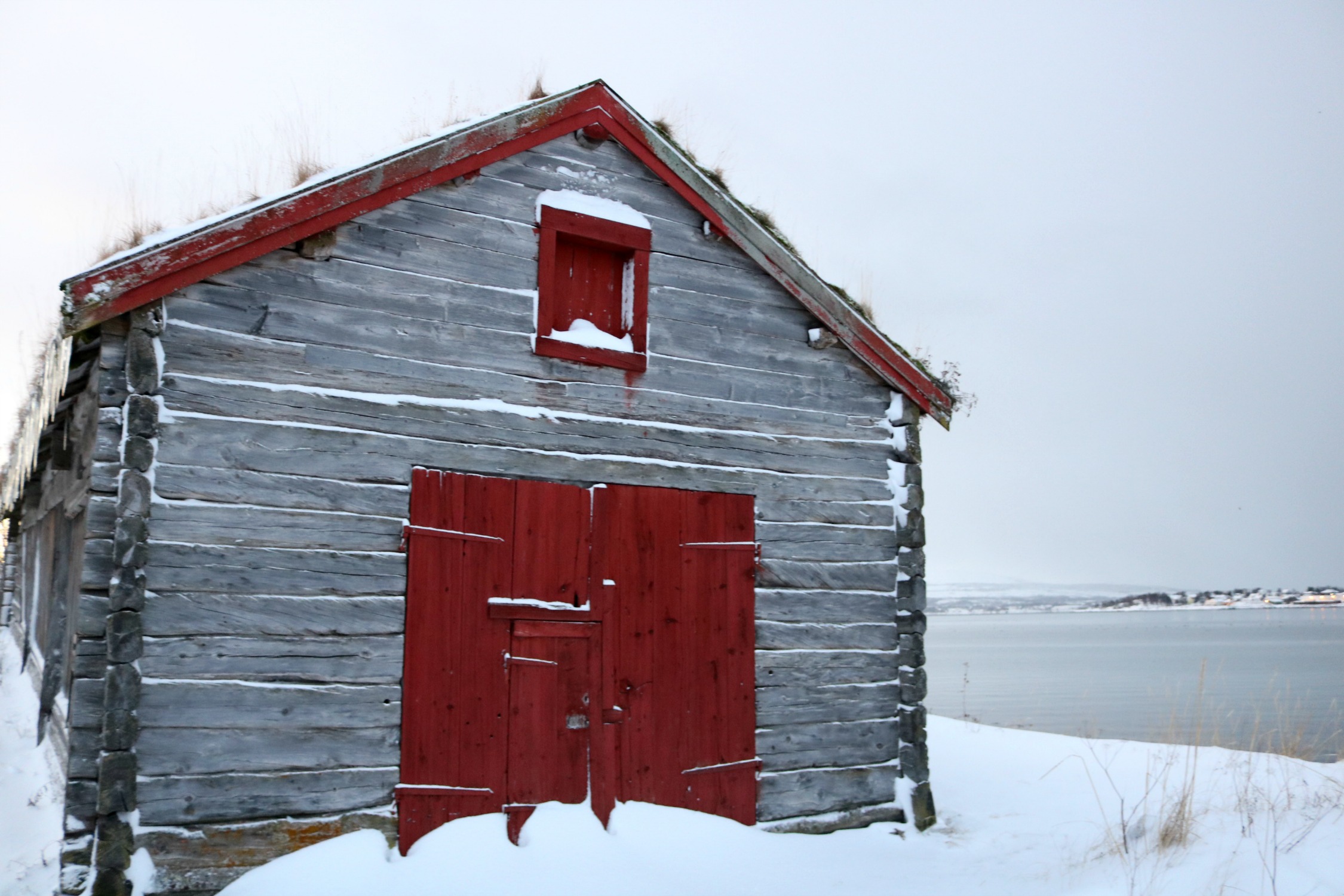 visit tromso northern norway during polar night