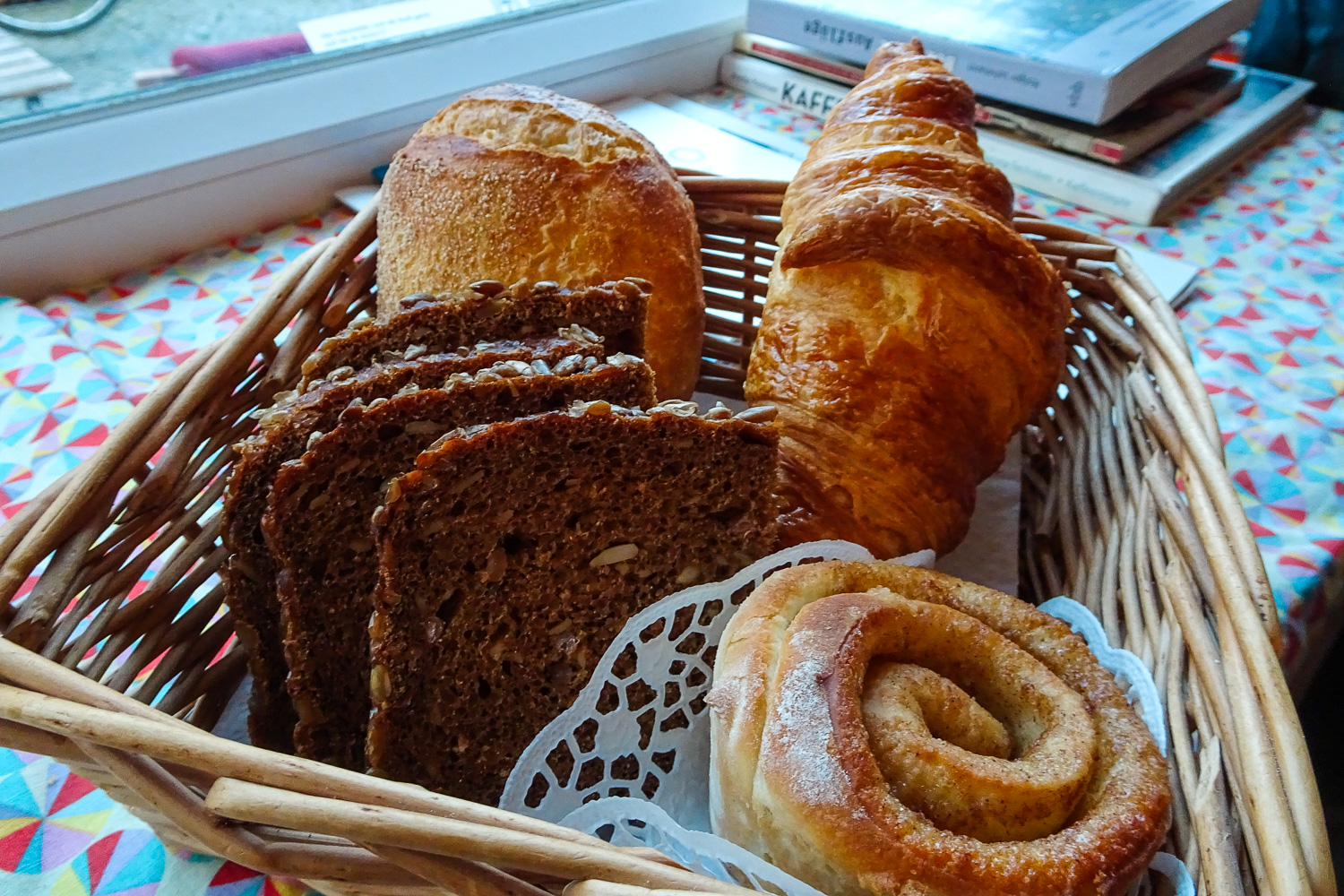 cafe kanel berlin neukölln