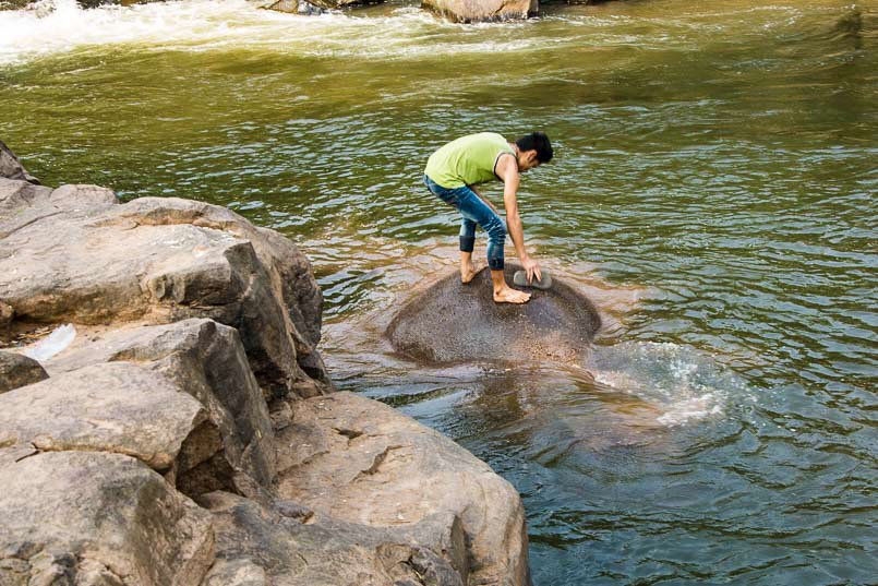 Elephant bath 2 in Laos.