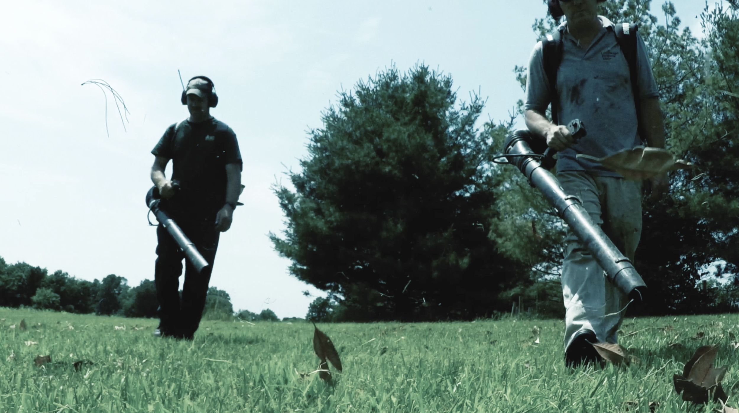 two-stroke-gas-powered-leaf-blowers.png