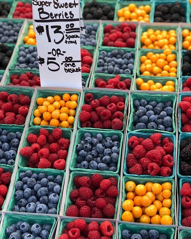 Spotted these colorful beauties at the @mbfarmersmarket this week&mdash;where summer berries are already in season 🍓☀️