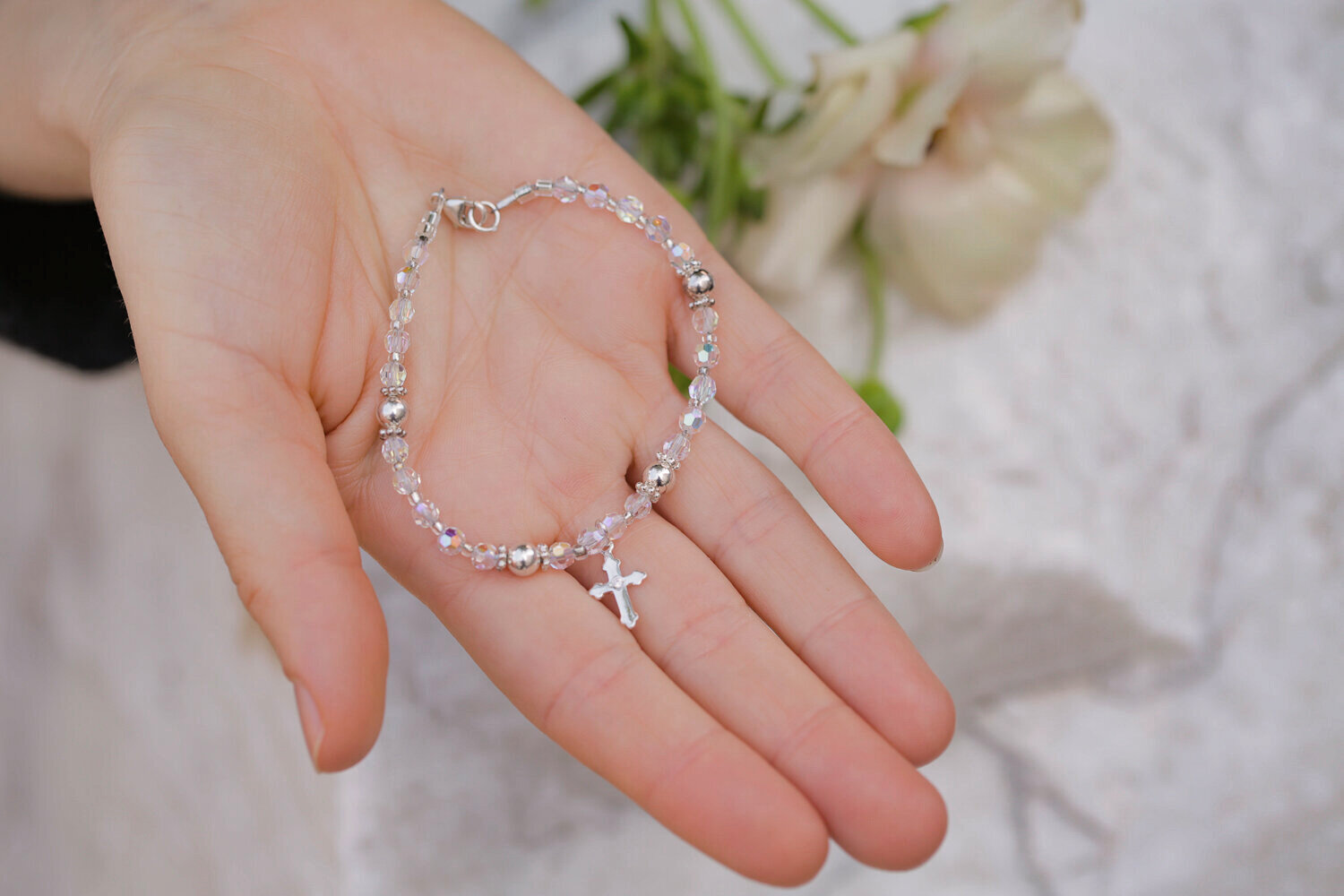 Swarovski crystal bracelet with cross — SAGRADA