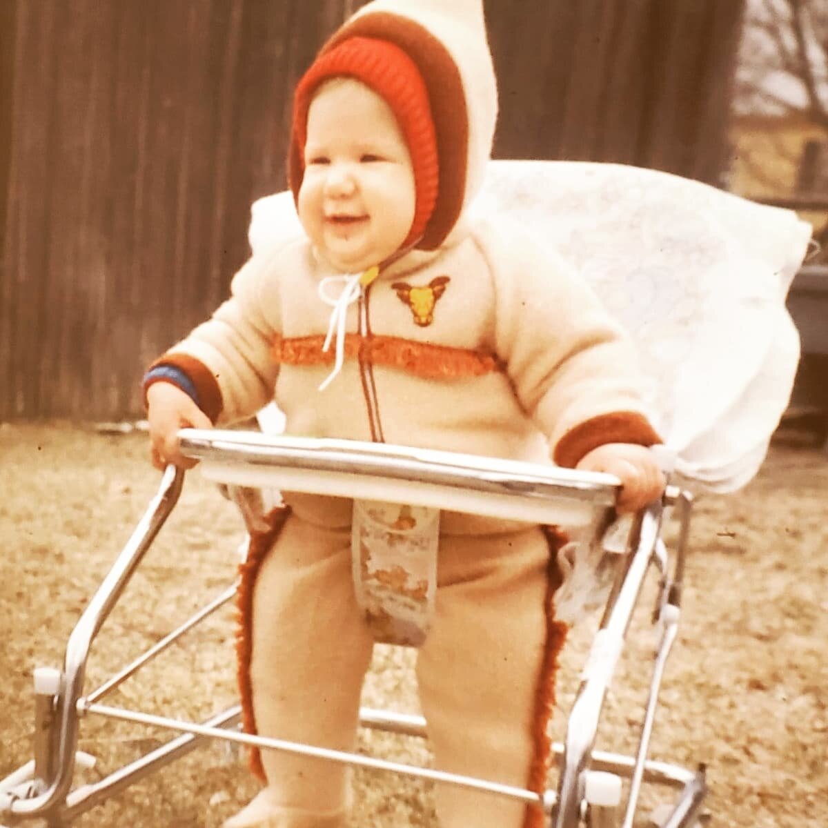 Happy Solstice!!
Here's 2 pictures of me when I was an Elf Baby. 
.
May your Solstice be Peaceful. ☀️🌲💕
 .
.
#solstice #wintersolstice #elfbaby #littleme #throwback #early1980s #babypicture #latvianbaby