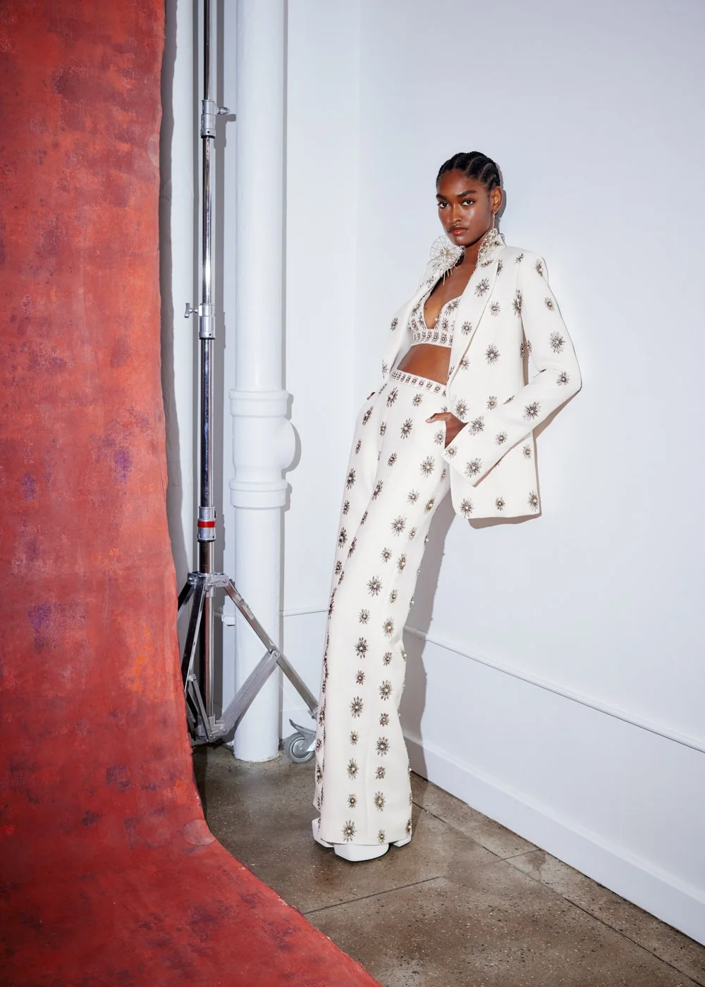 SUNBURST MEDALLION SUIT