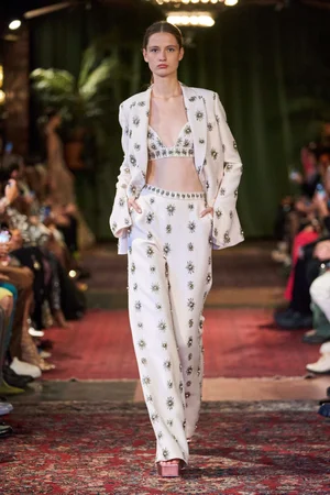 SUNBURST MEDALLION SUIT