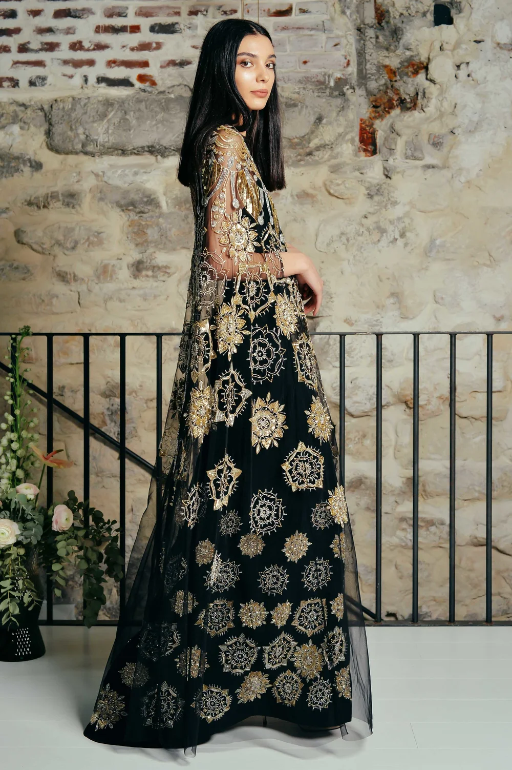 PLATINUM SUB ROSA CAPE