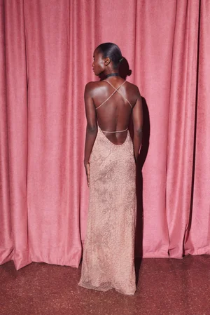 PEACH NECTAR DENTELLE CINQ DRESS