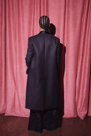 CREST COAT AND DENTELLE SET