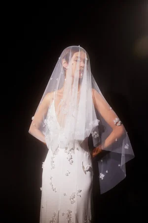 LILY OF THE VALLEY HYALUS DRESS AND VEIL