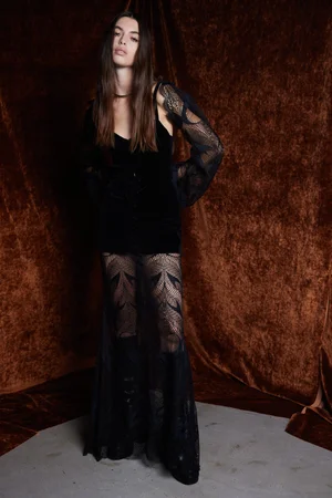 BLACK VELVET AND AMOR LACE SET