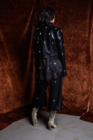 PENDANT MEDALLION TOP AND TROUSER SET