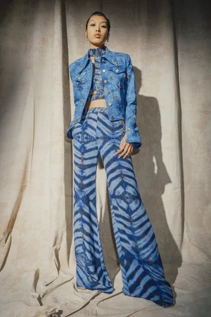 METAL MEDALLION MARBLE WASH JACKET SET