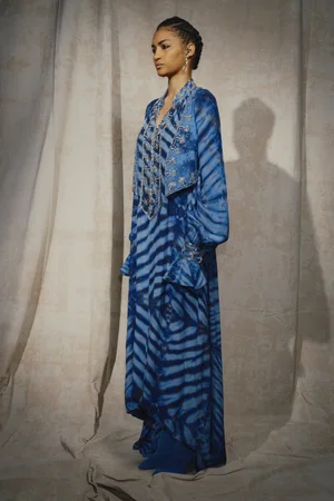 METAL MEDALLION MARBLE WASH VEST AND CAFTAN