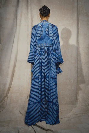 METAL MEDALLION MARBLE WASH VEST AND CAFTAN