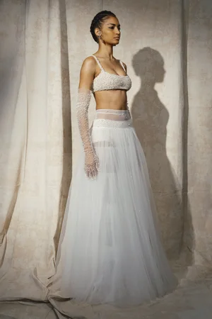 ASYMMETRIC PEARL SET