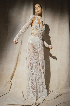 DENTELLE DEUX BLANCHE DRESS AND ASYMMETRIC PEARL HALTER