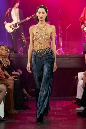 GEODE AND PEARL CHAIN TOP AND RAZE DEUX VELVET TROUSER
