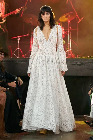 DENTELLE TROIS DRESS AND SLEEVE