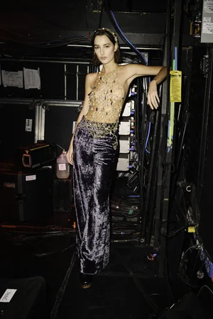 GEODE AND PEARL CHAIN TOP AND RAZE DEUX VELVET TROUSER