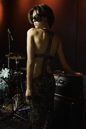 LILY DENTELLE NOIR DRESS