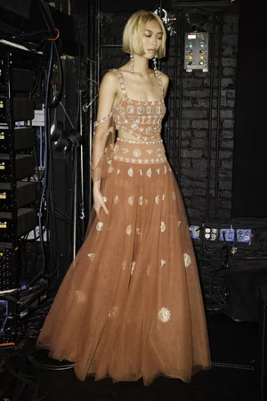 LILY CABOCHON MEDALLION TOP AND SKIRT