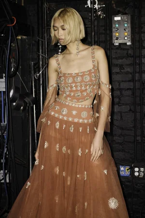 LILY CABOCHON MEDALLION TOP AND SKIRT