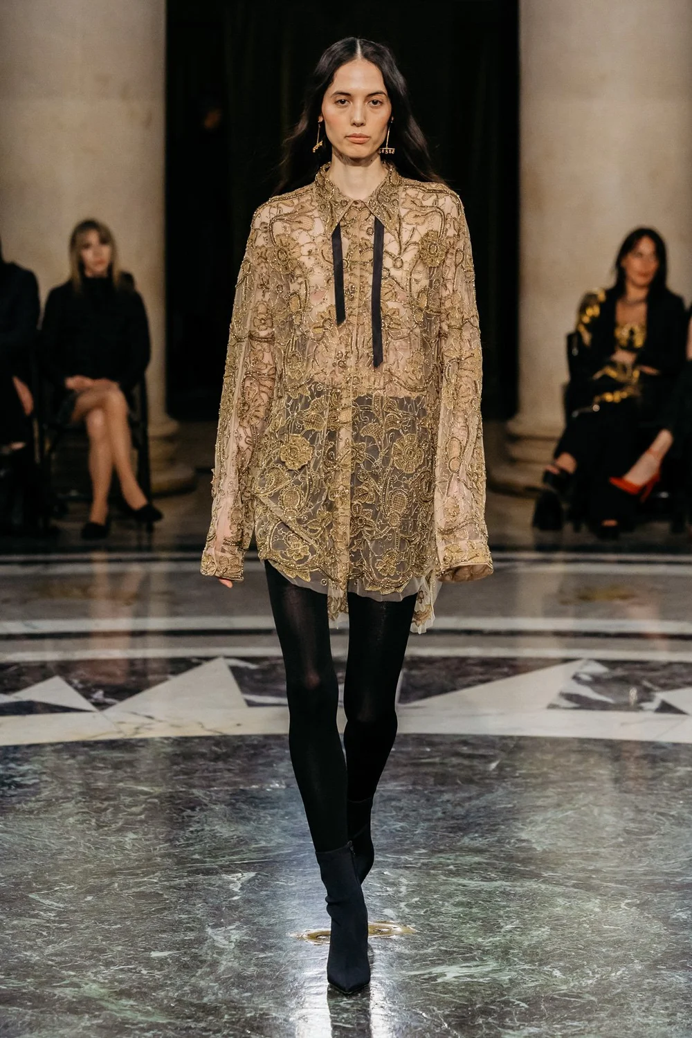 DENTELLE SHIRT DRESS