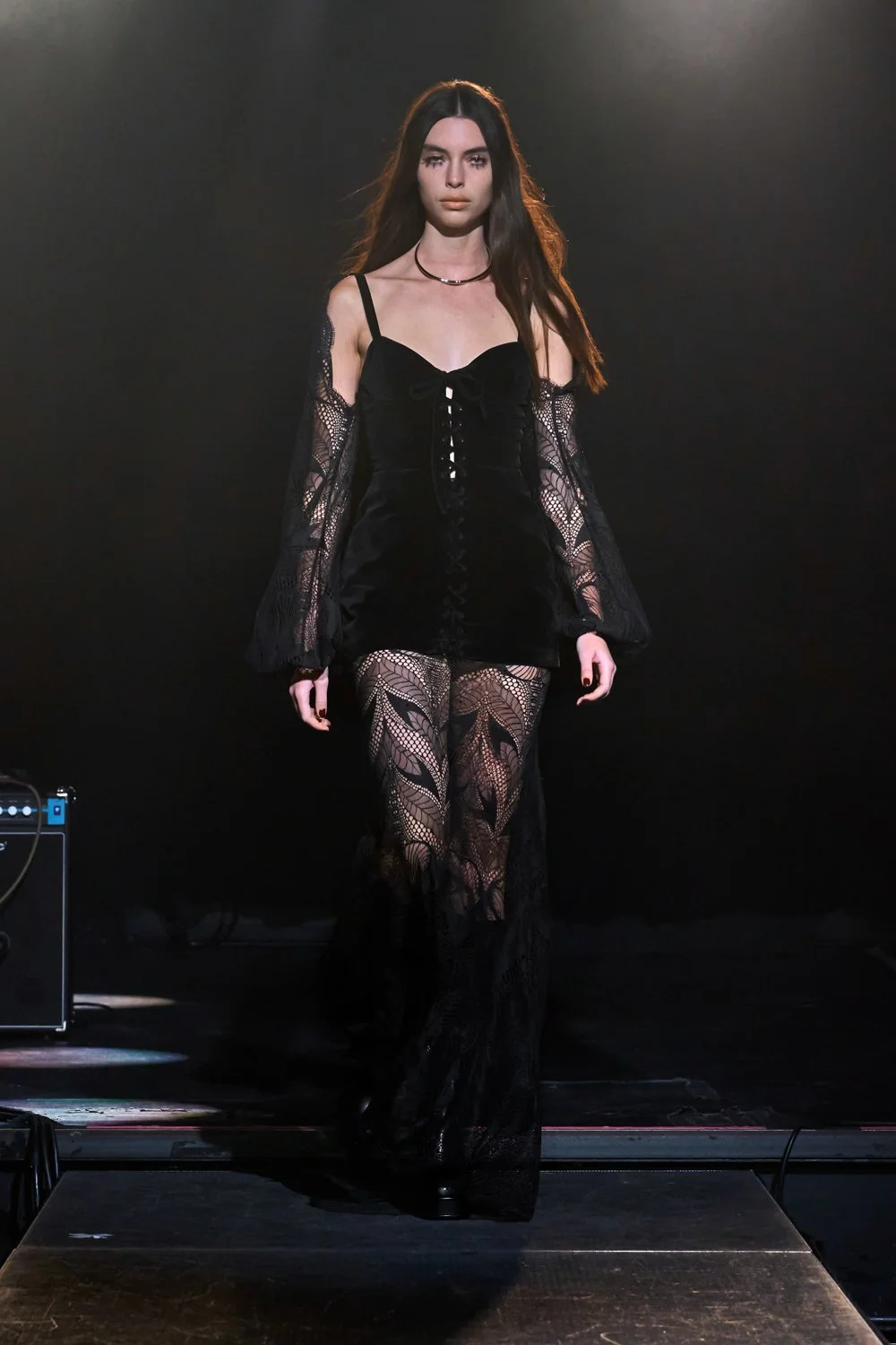 BLACK VELVET AND AMOR LACE SET