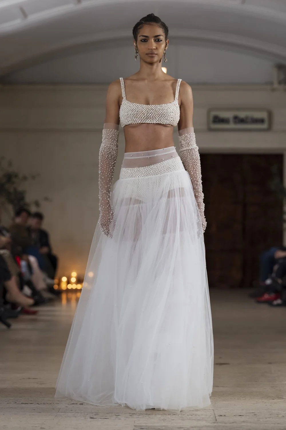 ASYMMETRIC PEARL SET