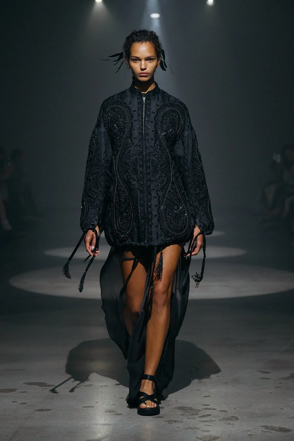 REVÉ NOIR JACKET AND SET