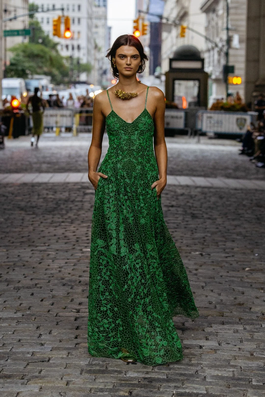 ROSEBUD LACE DRESS