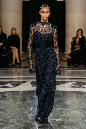 NAVY DENTELLE GRANDE DRESS
