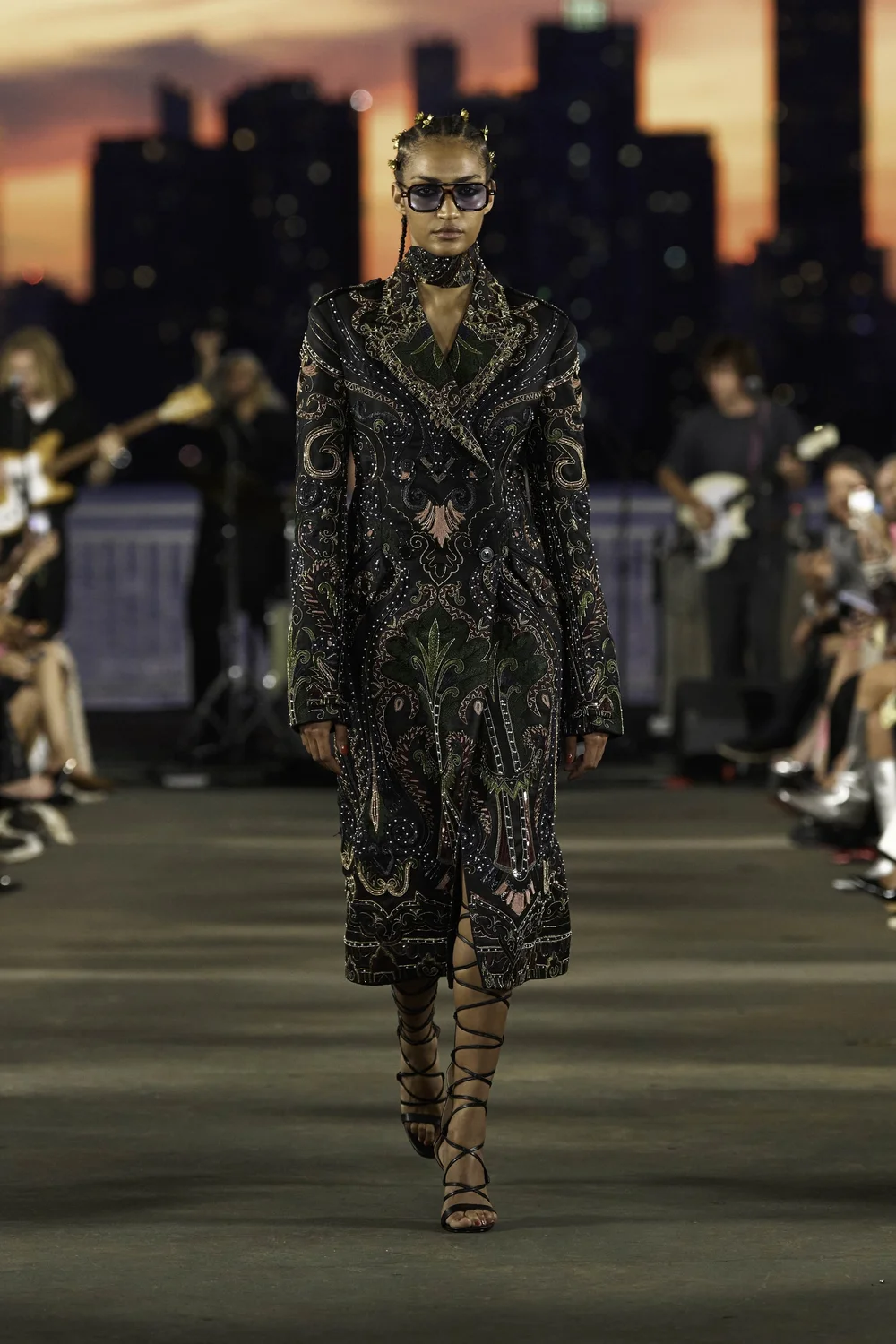 RADEN MULTI-EMBROIDERY COAT