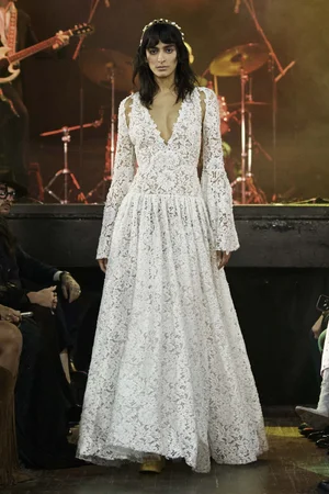 DENTELLE TROIS DRESS AND SLEEVE