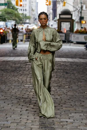 MICRO MEDALLION PAJAMA