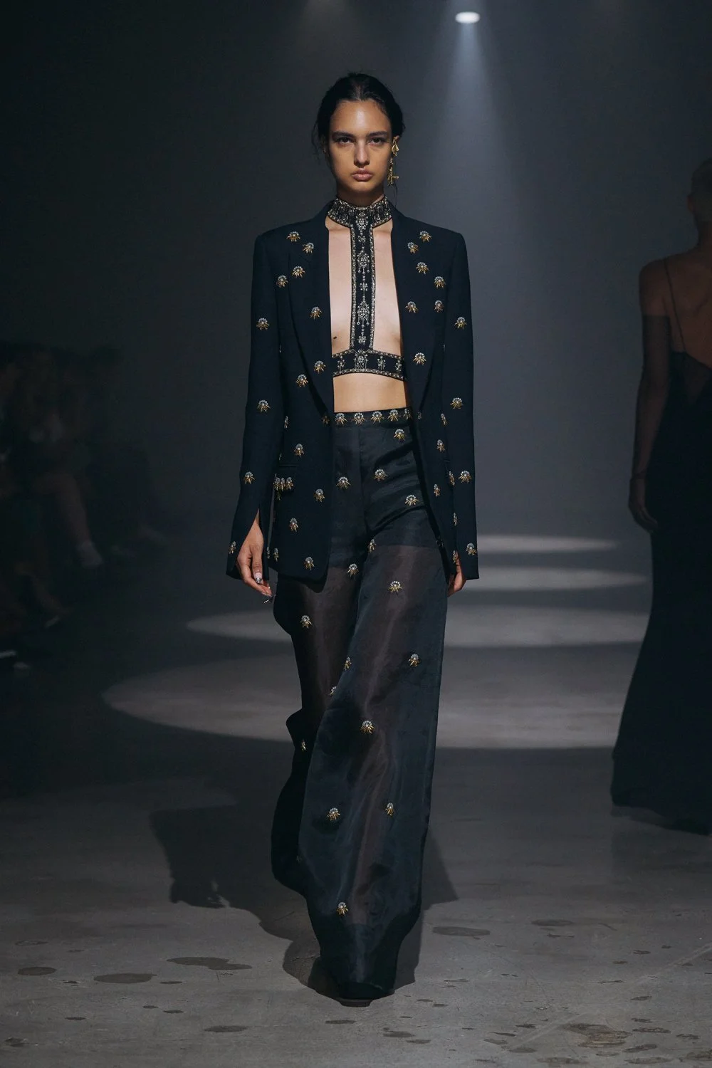 ELIZANTYNE MEDALLION SUIT