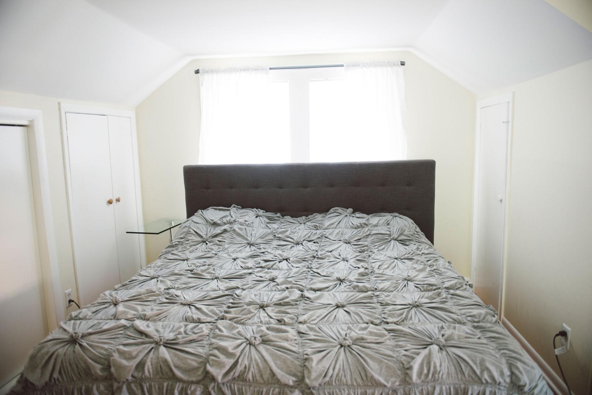 Bedroom Before.jpg