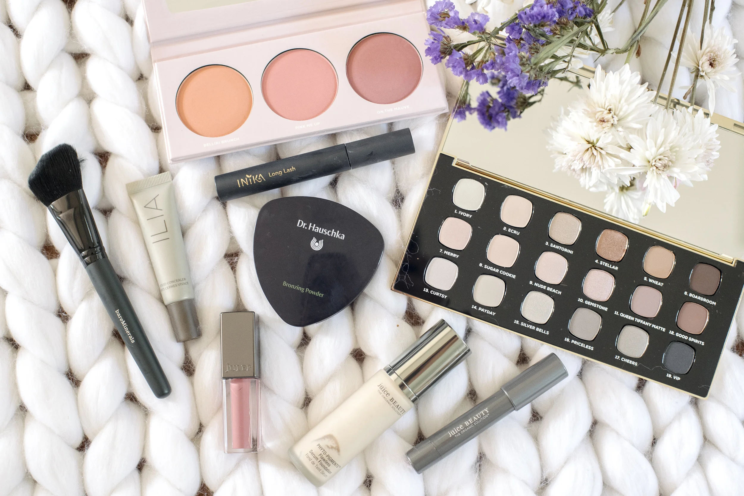 My Favorite Clean Makeup Products For Pregnancy