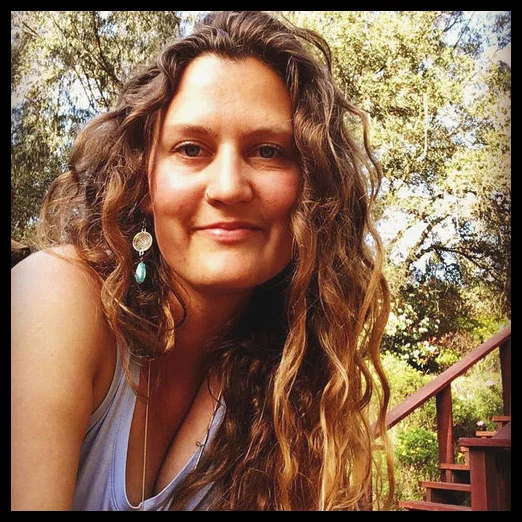 KORIE VANNERUS, TRAINEE IN PRACTICUM. Supervised by Elysha Martinez, LMFT. SPECIALTIES: Ecopsychology specialization. Extensive experience with children, teens, and issues of families in crisis. Also specializes in women’s relationship to their body, spiritual development, and identity & purpose. Oakland, CA.