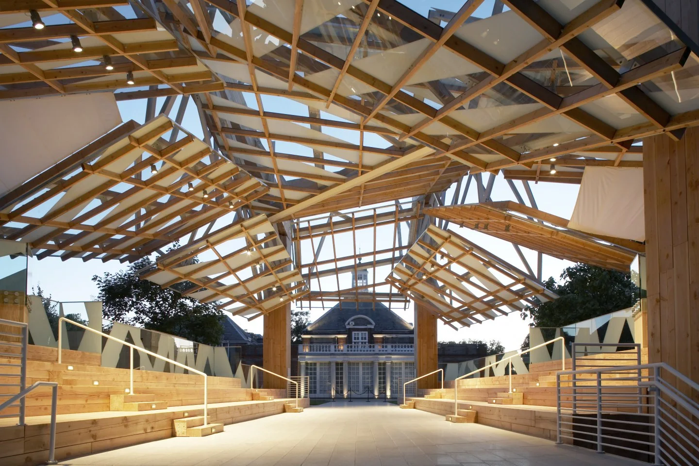 Image 14 of 34 | Serpentine Gallery Pavilion 2008 by Frank Gehry