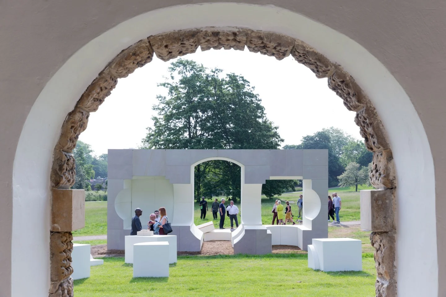 Image 29 of 34 | Serpentine Summer Houses 2016 by Kunlé Adeyemi