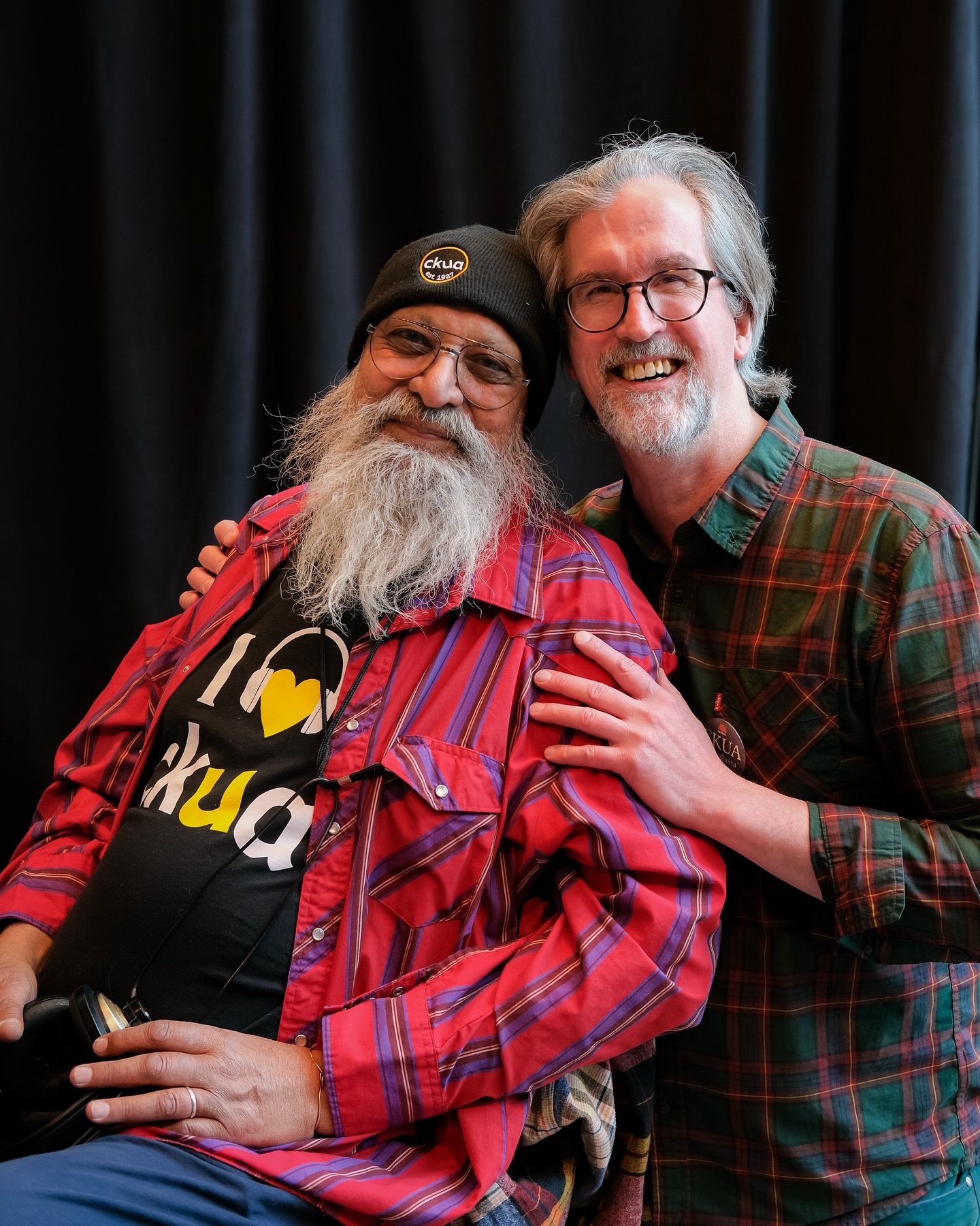 Had such a cool time seeing these two magical humans &mdash; Grant Stovel and Baba Singh &mdash; in person at CKUA Radio this morning for the spring fundraiser! 

If you don&rsquo;t listen to @ckuaradio give them a try at CKUA.com or through the free