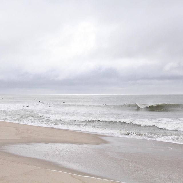 Ready your rain gear and flashlights because the next few days are going to be a doozy! ☔️ Some of my favorite shots have been taken in less-than-ideal conditions (usually jumping in and out of @theneoprenebanker&rsquo;s truck, strategically angled t