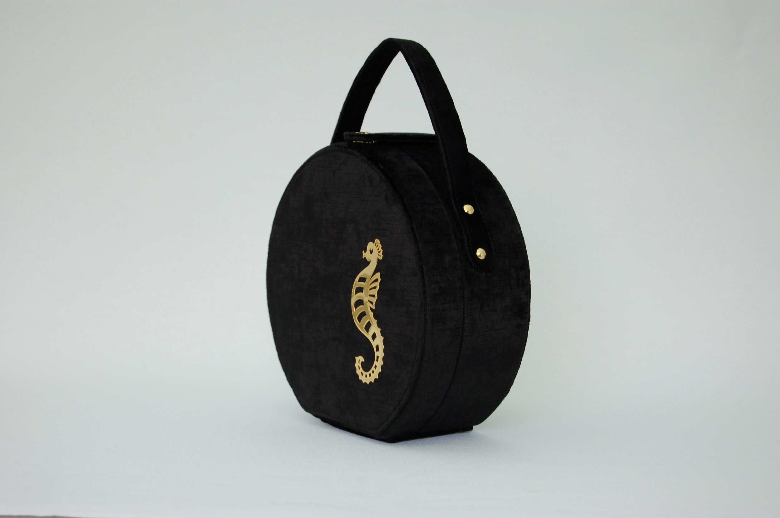 midnight velvet handbolsas