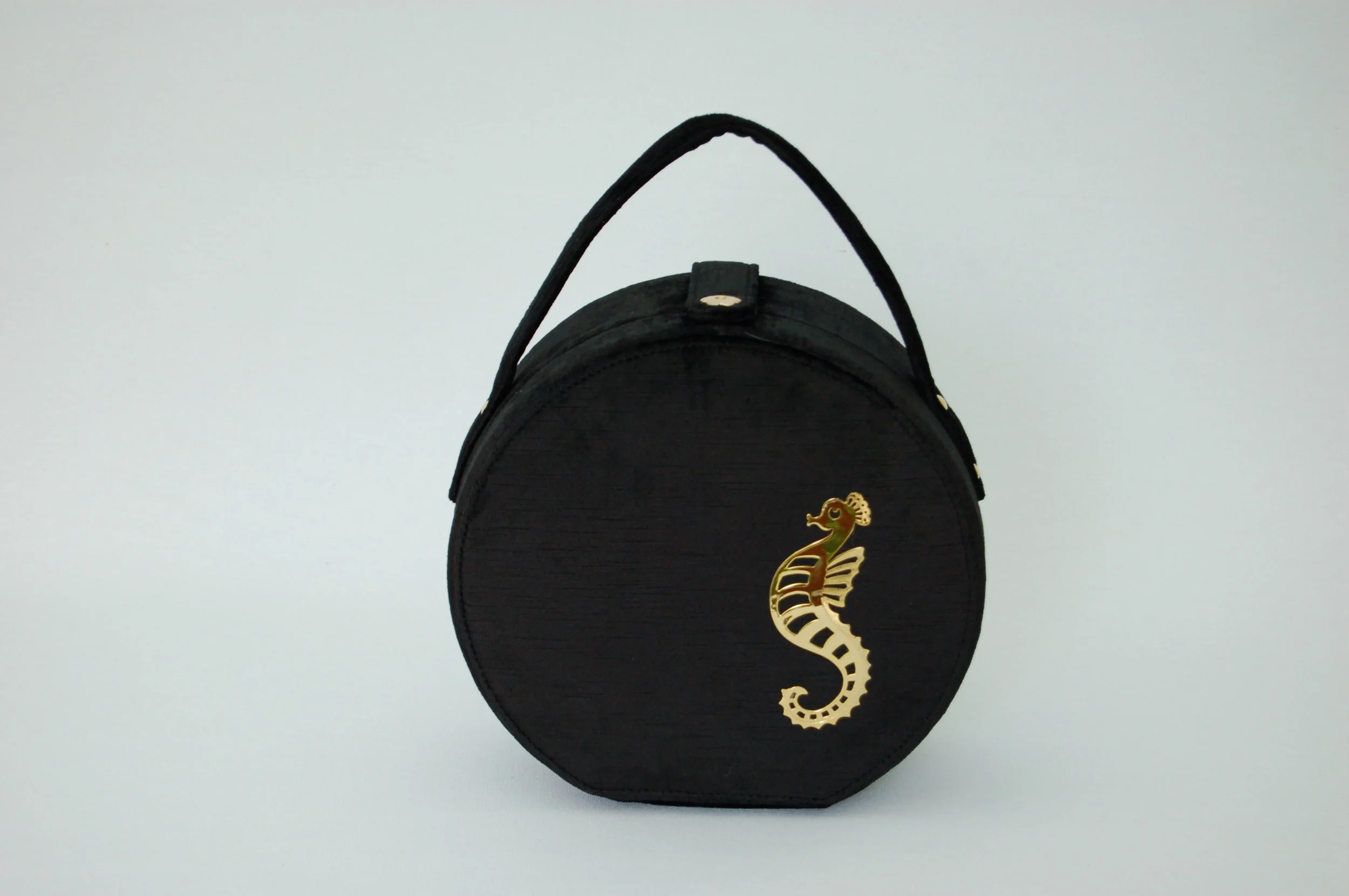 midnight velvet handbolsas