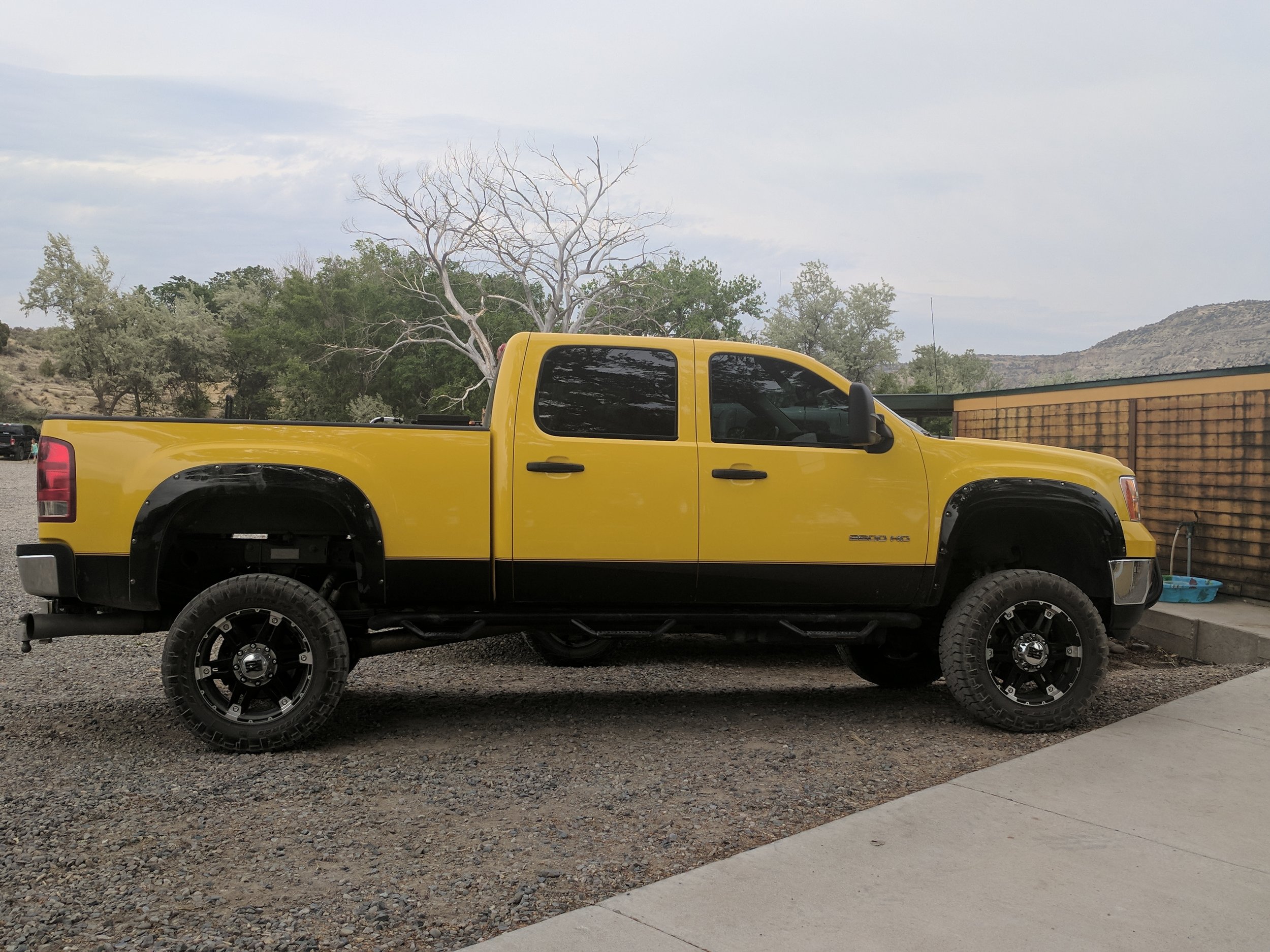 Yellow Dodge.jpg